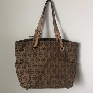 Michael Kors purse